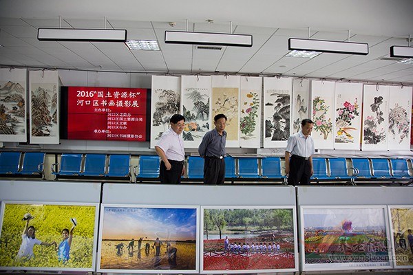 河口區(qū)舉辦慶祝2016老年節(jié)書畫攝影大展賽