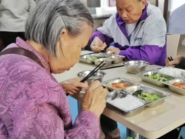 珠海市80處長者飯?zhí)猛度脒\營！地址都在這里