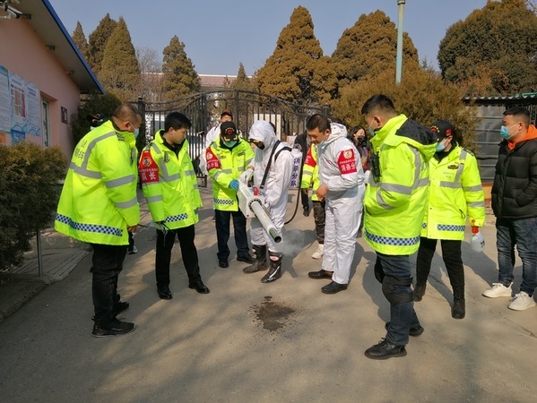 防控疫情，愛心消毒正在進行中——太原市源緣圓老年公寓