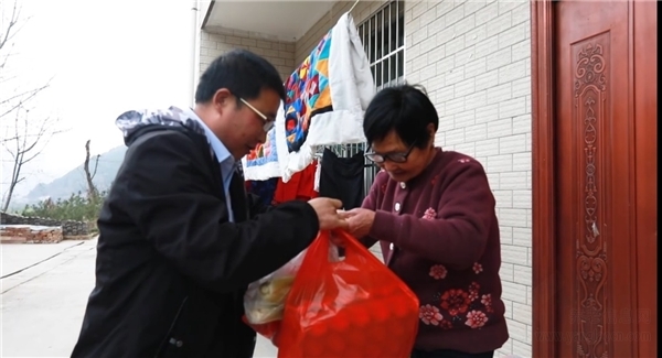 美團升級老年人生活服務保障體系，老年人可語音智能打車