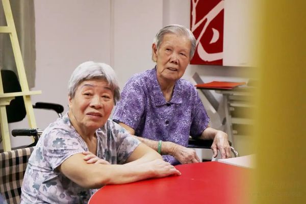 東莞市石碣鎮(zhèn)敬老院順利開展“悅動味蕾”之清涼一夏