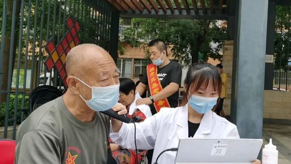 愛心助老 | 福壽苑參加六里屯街道“中華慈善日·朝陽公益周”活動