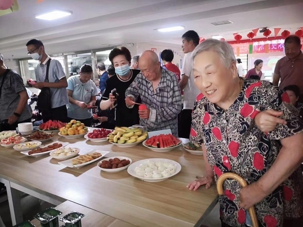 “歡樂在中秋，情濃意更濃”漢水陽光怡養(yǎng)園中秋游園會