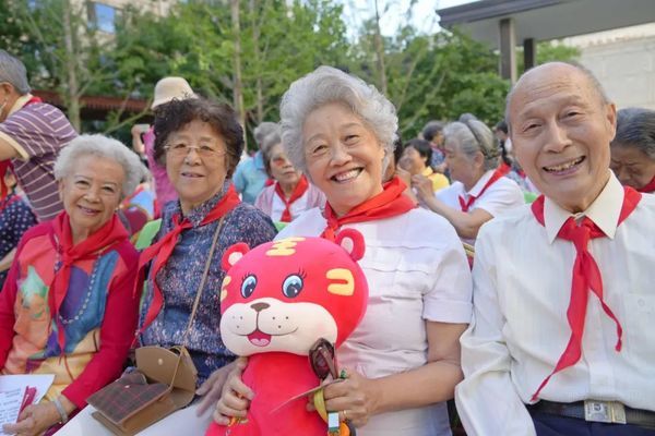 泰康之家·燕園讓居民長(zhǎng)輩們的笑臉更加燦爛