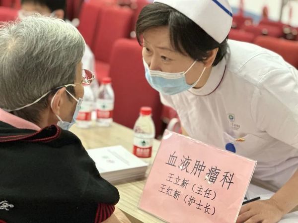 深圳市南山區(qū)社會(huì)福利中心二期：深圳大學(xué)總醫(yī)院專家講座及醫(yī)聯(lián)體大型義診