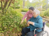 “你是最棒的！”泰康之家吳園社區(qū)護理員余志晶獲贊無數(shù)的背后