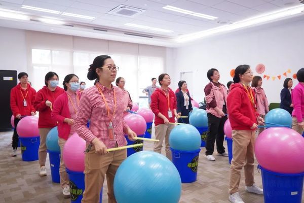 泰康之家粵園：致敬青春社工，共建溫馨養(yǎng)老生活