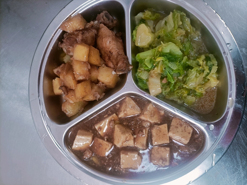 射洪慈愛老年養(yǎng)護中心膳食介紹