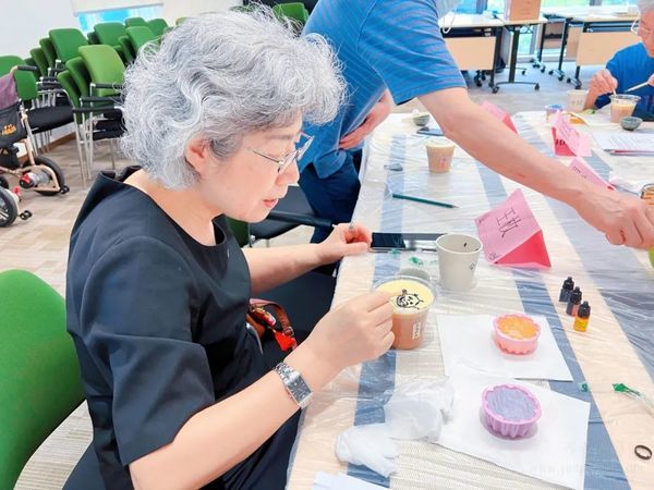 穿越時空的茶香：泰康之家粵園，茶百戲繪制生活畫卷