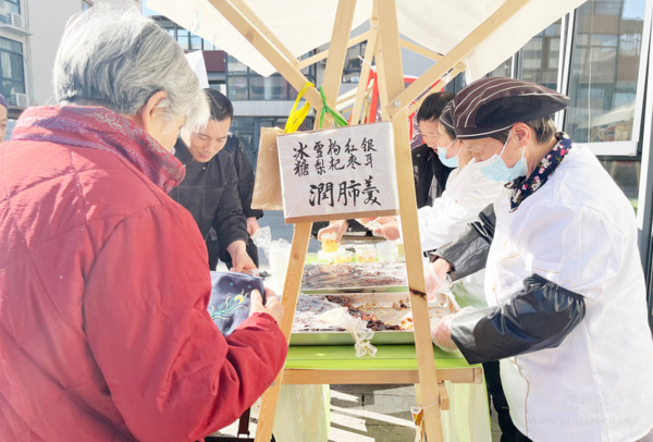 冬日暖陽：長者歡樂創(chuàng)意集市溫暖開集煙火集市情暖人心