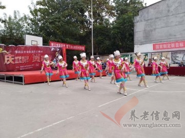 西安市鄠邑區(qū)老體協(xié)全民健身展示進農(nóng)村【組圖】