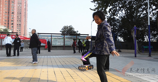 不要人夸好顏色，只留清氣滿乾坤——記西安市未央?yún)^(qū)舉辦老年人趣味運(yùn)動(dòng)會(huì)【組圖】