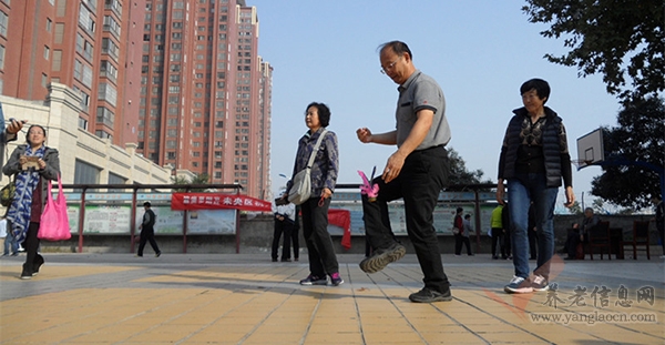 不要人夸好顏色，只留清氣滿乾坤——記西安市未央?yún)^(qū)舉辦老年人趣味運(yùn)動(dòng)會(huì)【組圖】